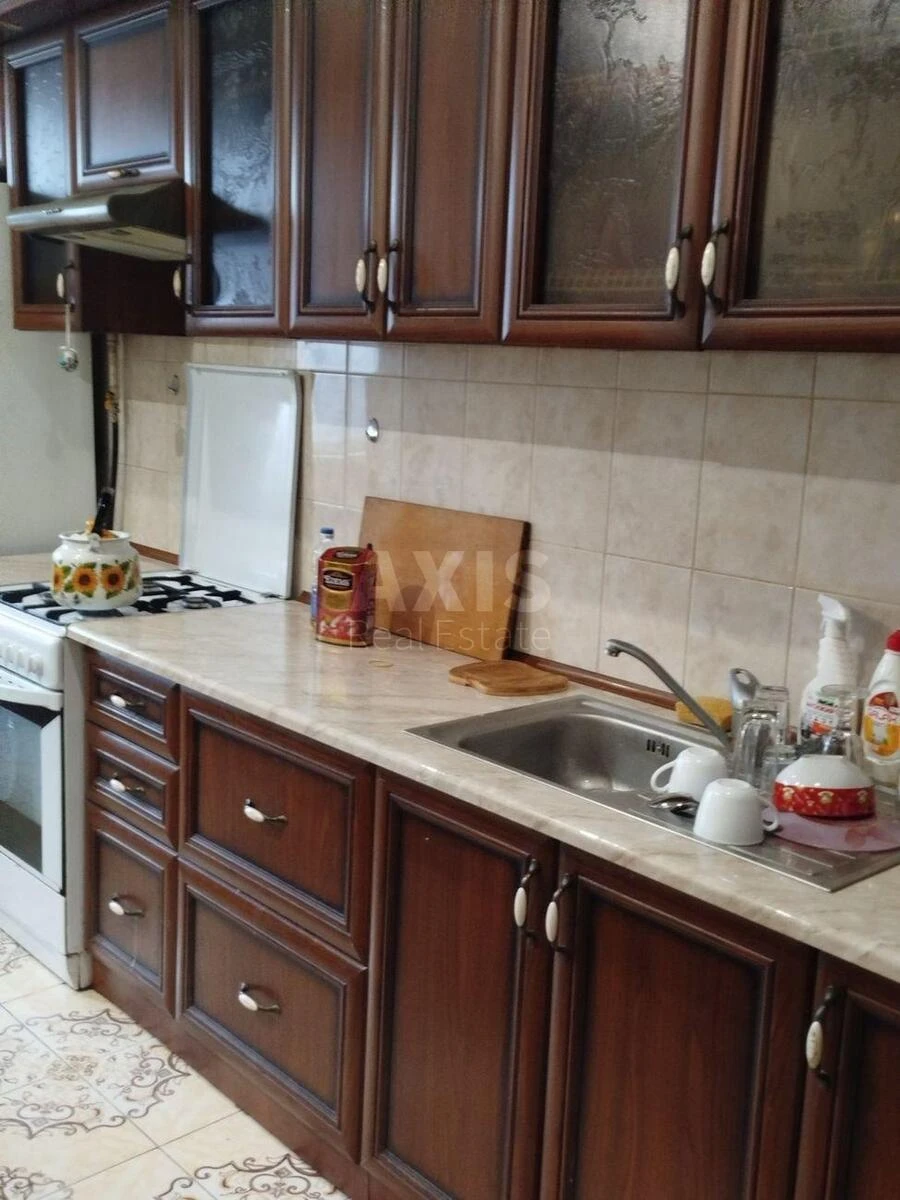 3k apartment vul. Tatars'ka 18Б64896