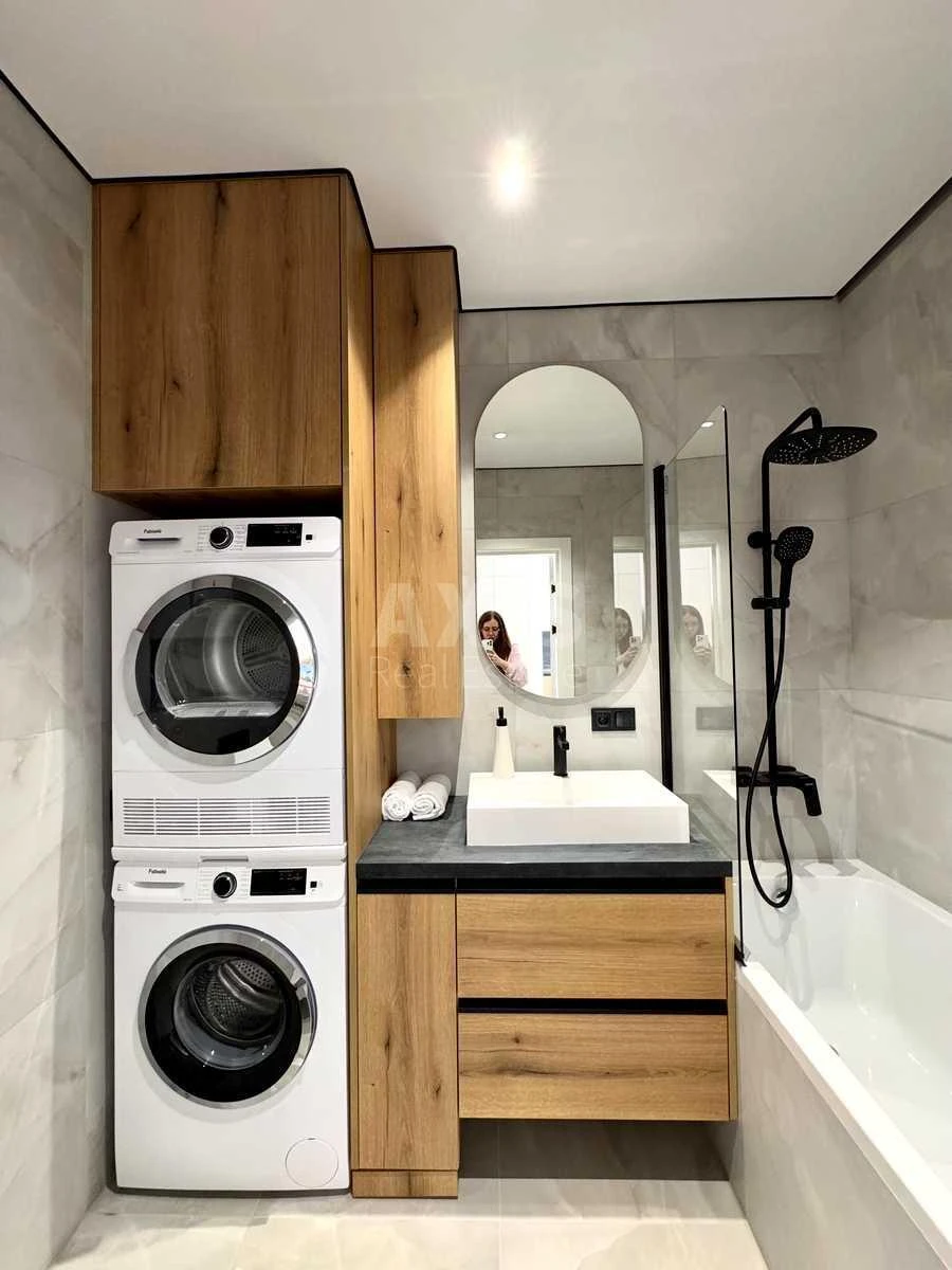 1k apartment vul. Prychal'na 8713026