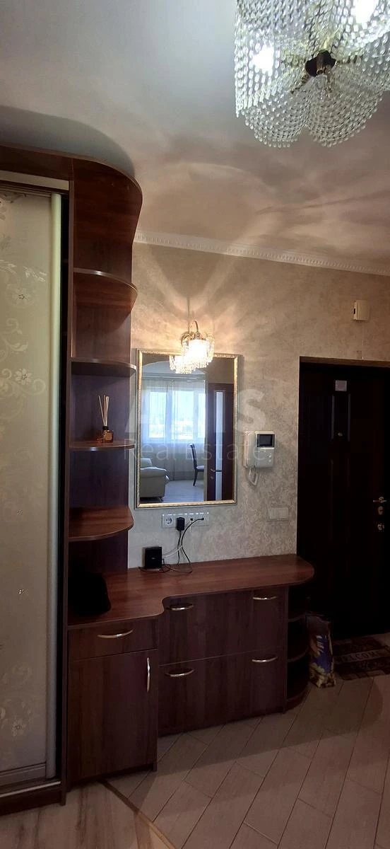 2k apartment vul. Geroi'v Oborony 10А702879