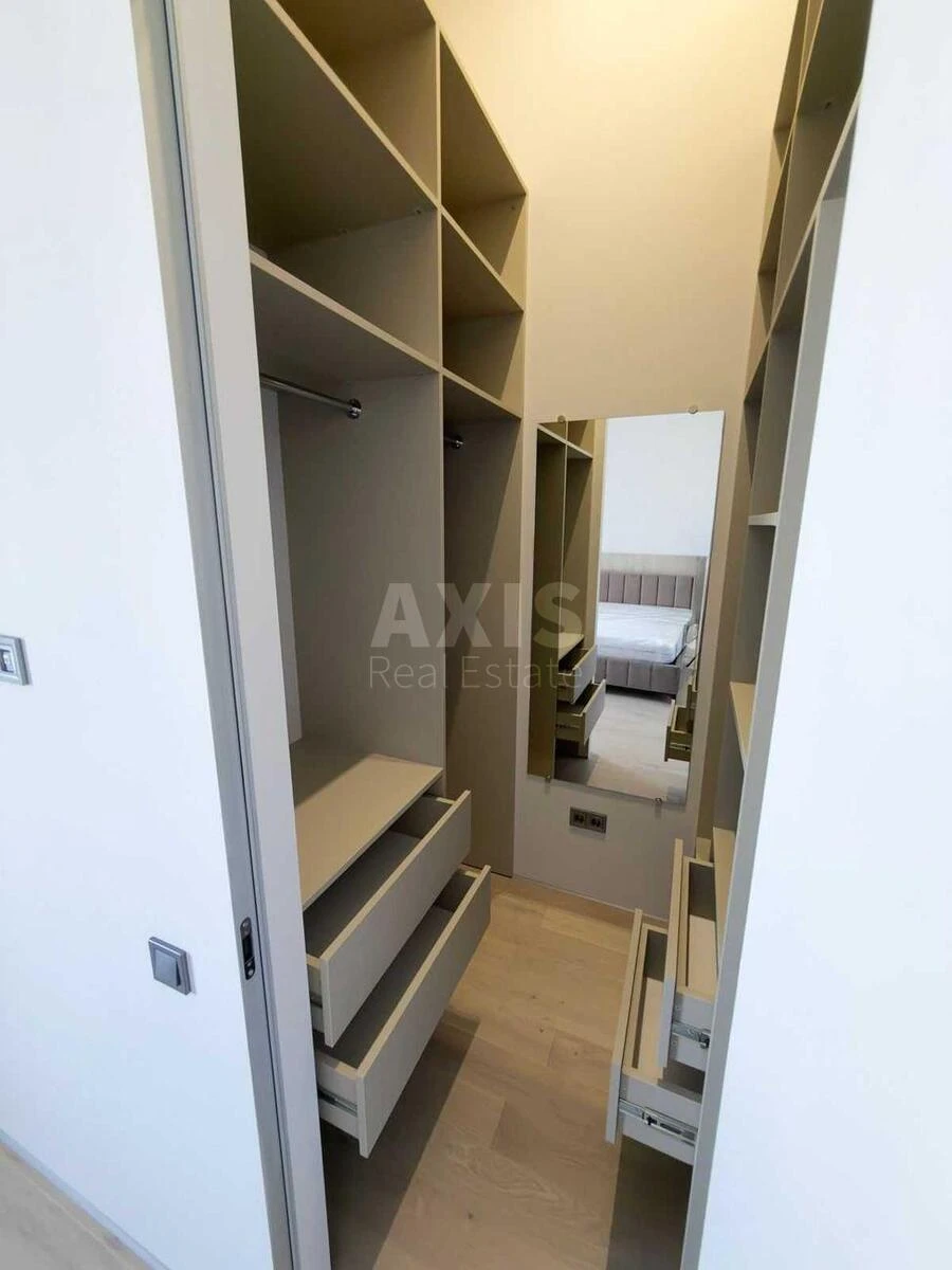 1k apartment vul. Lypkivs'kogo Vasylja Mytropolyta 37В6301012