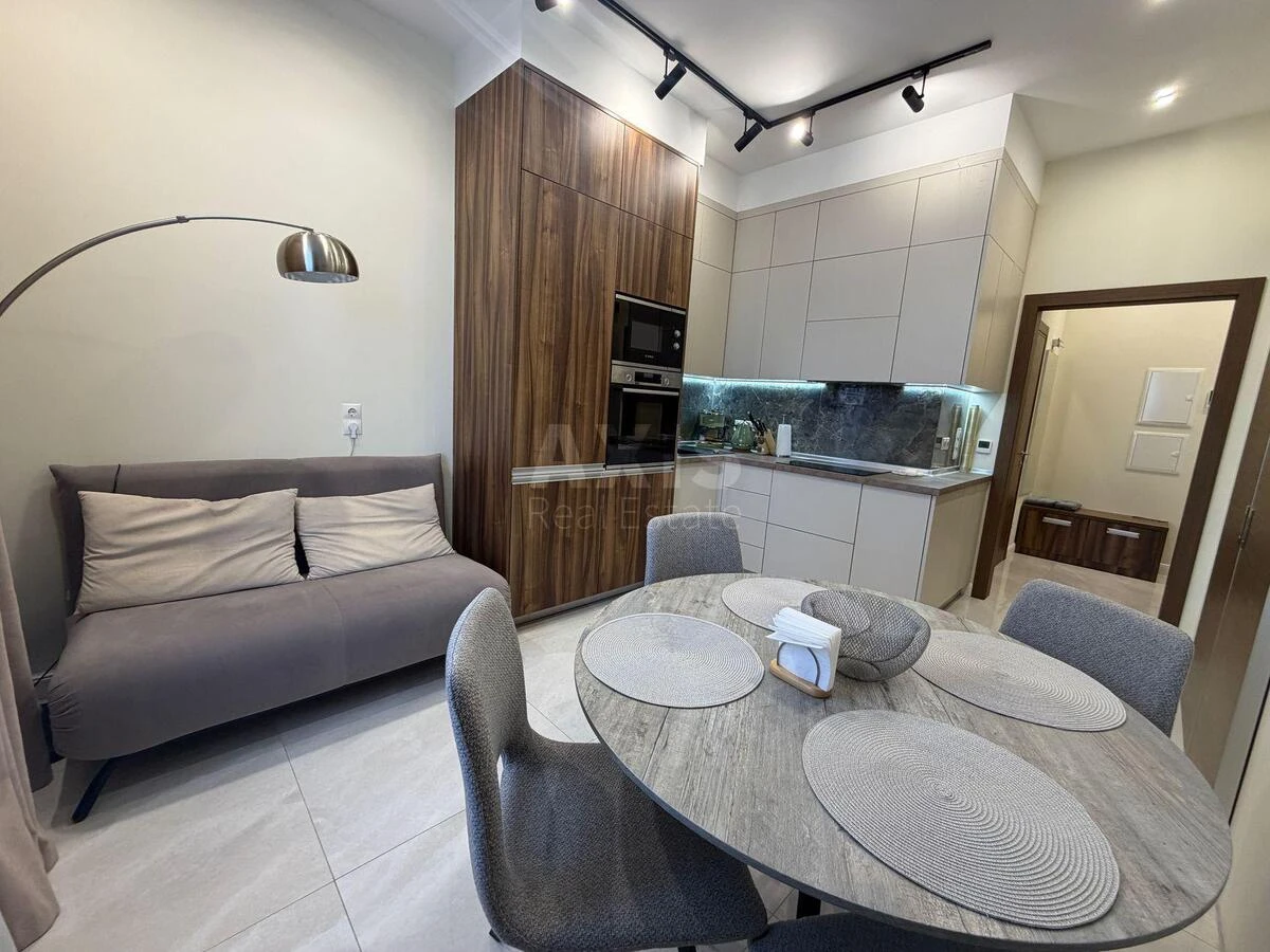 1к квартира пр-т Берестейский 42675940