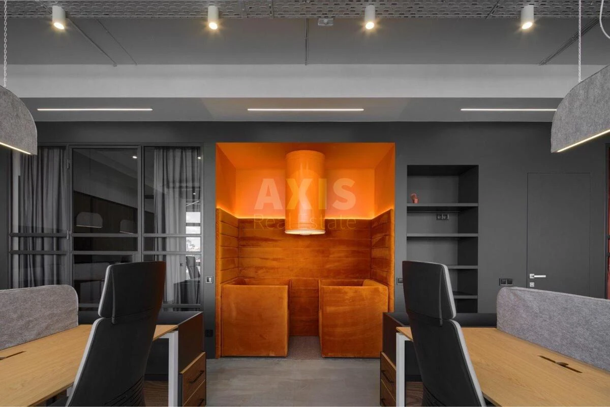 Office vul. Sichovyh Stril'civ 48А, 217m2675043