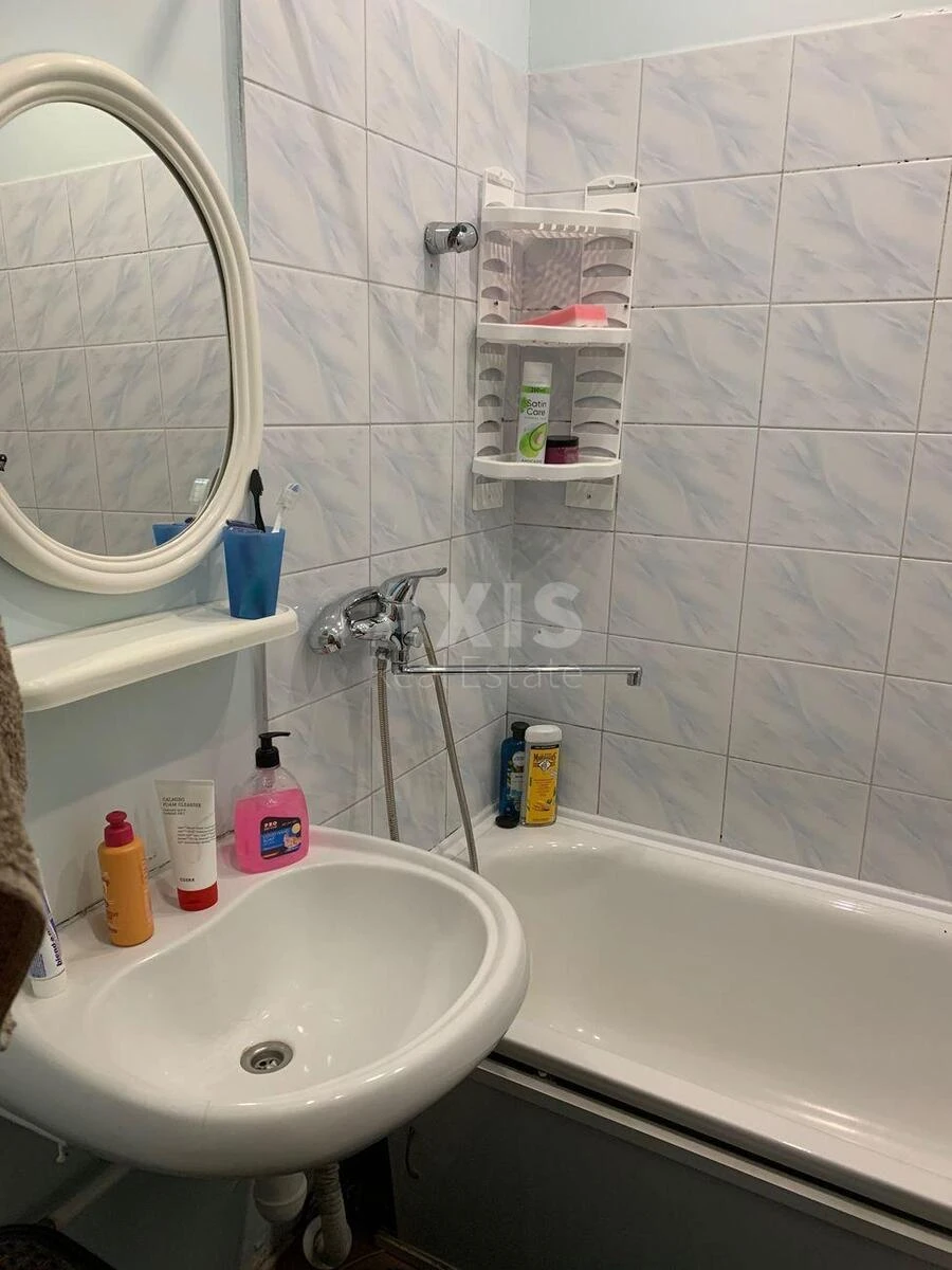 2k apartment vul. Bakyns'ka 37Г638245
