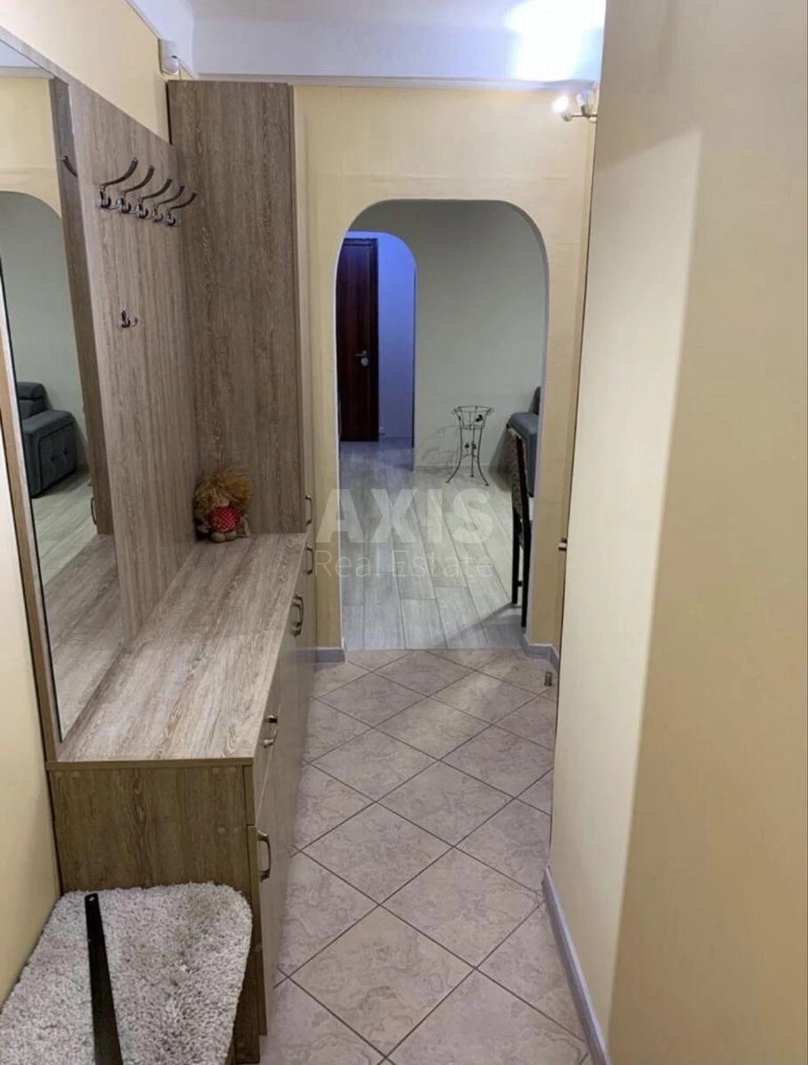 3k apartment pr-t Berestejskij 70695116
