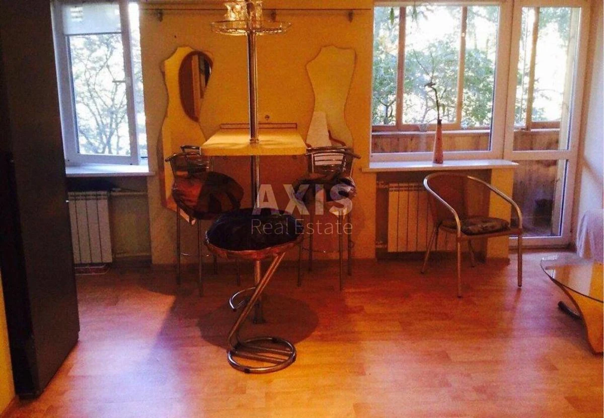 3к квартира бул. Русановский 11358070