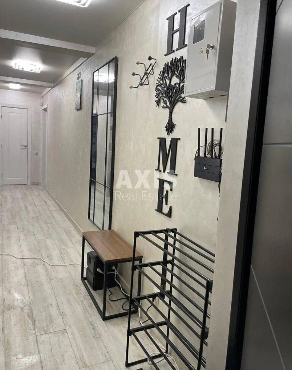 3k apartment vul. Jordans'ka 186459514