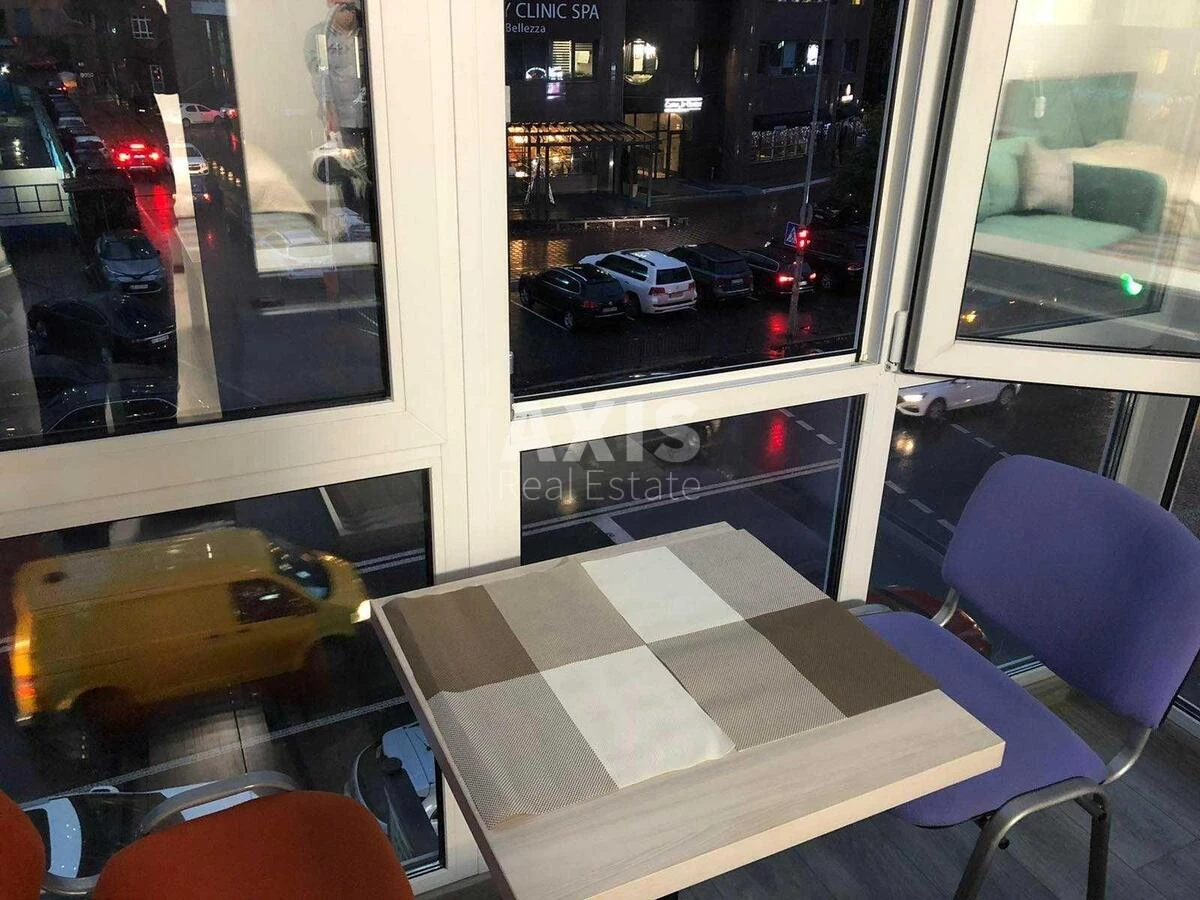 1k apartment uzv. Klovs'kyj 12A671920