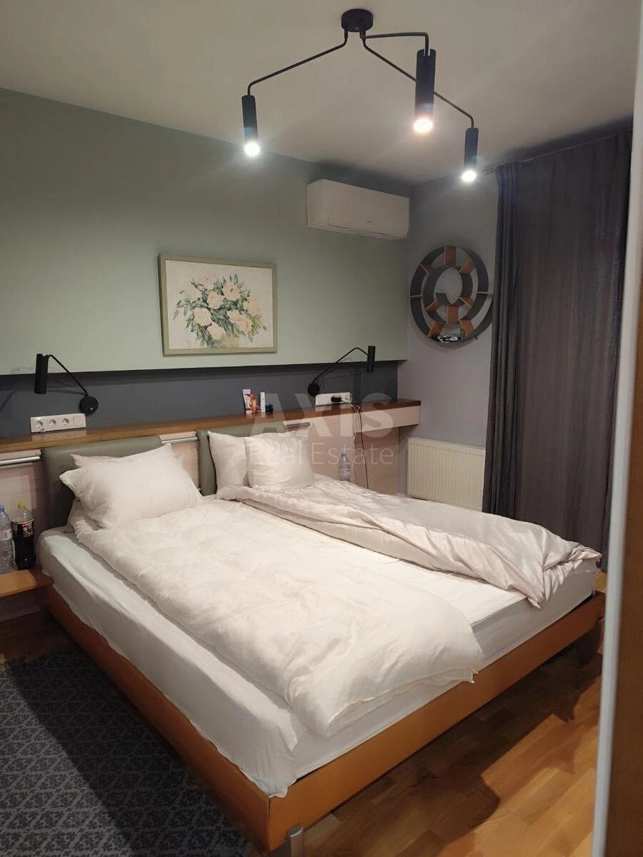 4k apartment vul. Shhekavyc'ka 30/396607414