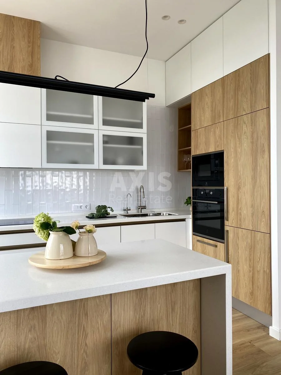 4k apartment vul. Solom'jans'ka 20В