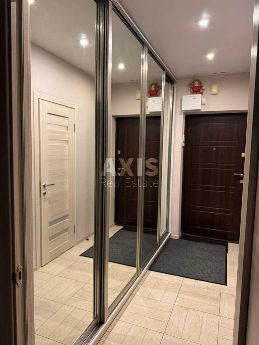 1k apartment vul. Panel'na 4493685