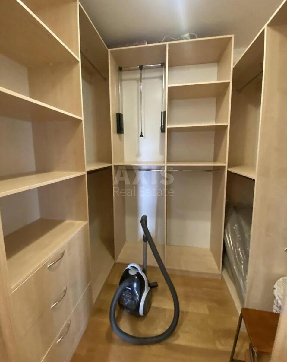 3к квартира ул. Сечевых Стрельцов 52А7137115