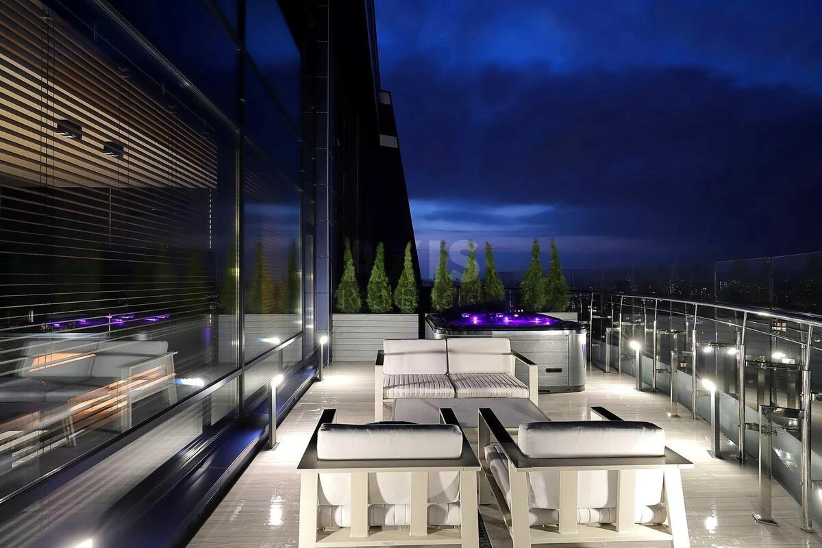 4k apartment prov. Laboratornyj 7663952