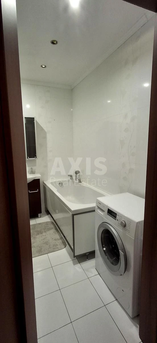 2k apartment vul. Geroi'v Oborony 10А7028710