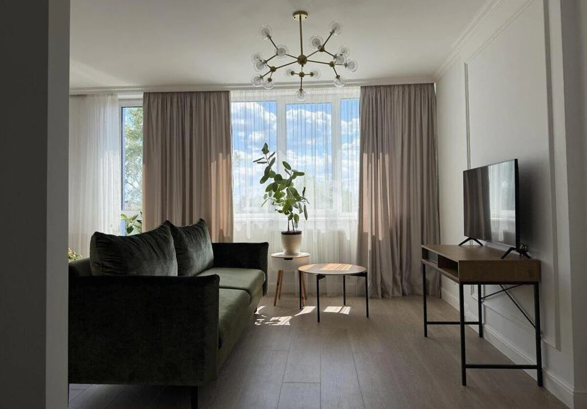 1k apartment vul. Alimpiya Halyka 75Д687734