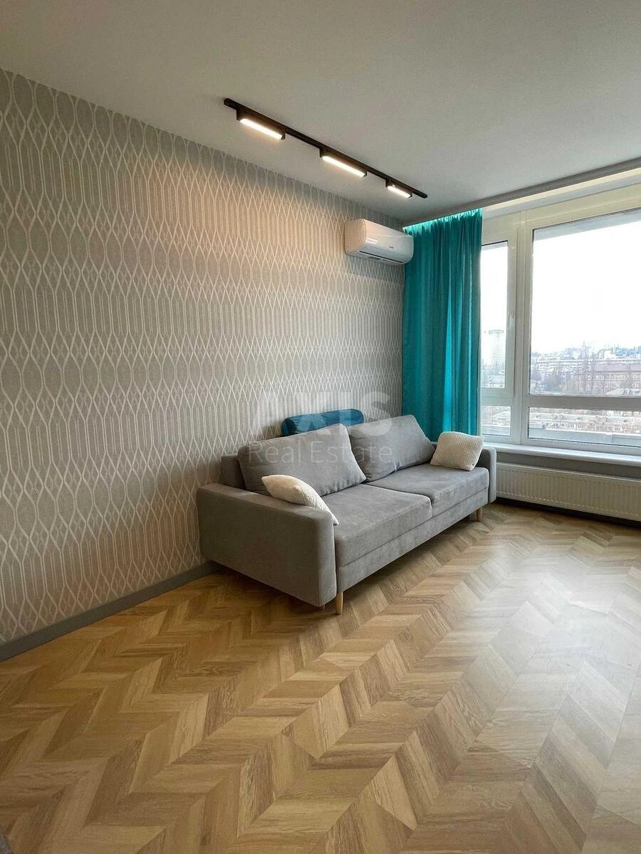 1k apartment prov. Uzhgorods'kyj 4/1714025