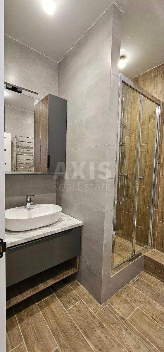 1k apartment pr-t Berestejskij 67652448