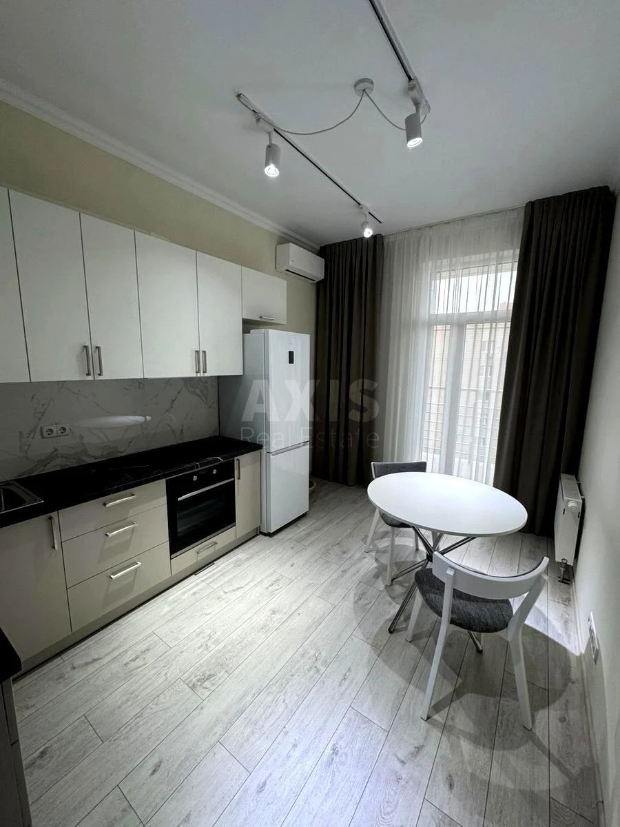 1k apartment vul. Vasylya Tyutyunnyka 52/163760