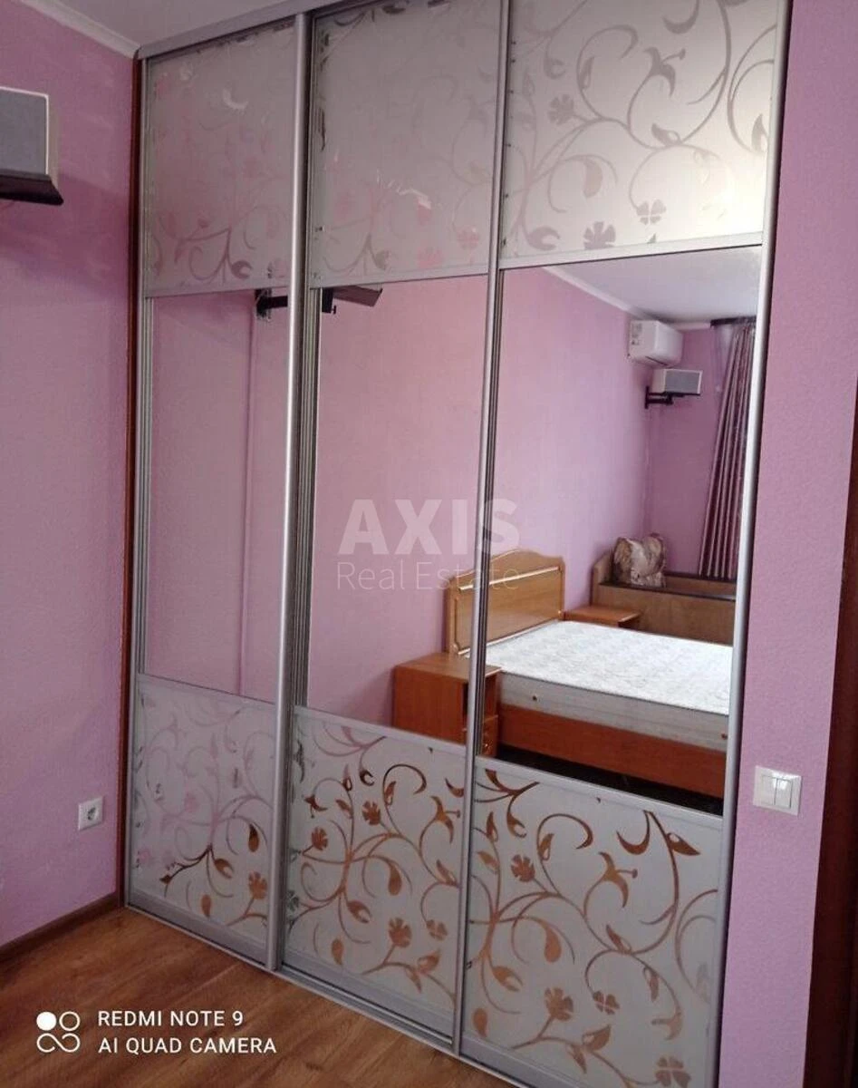 2k apartment vul. Voskresens'ka 14Б672816