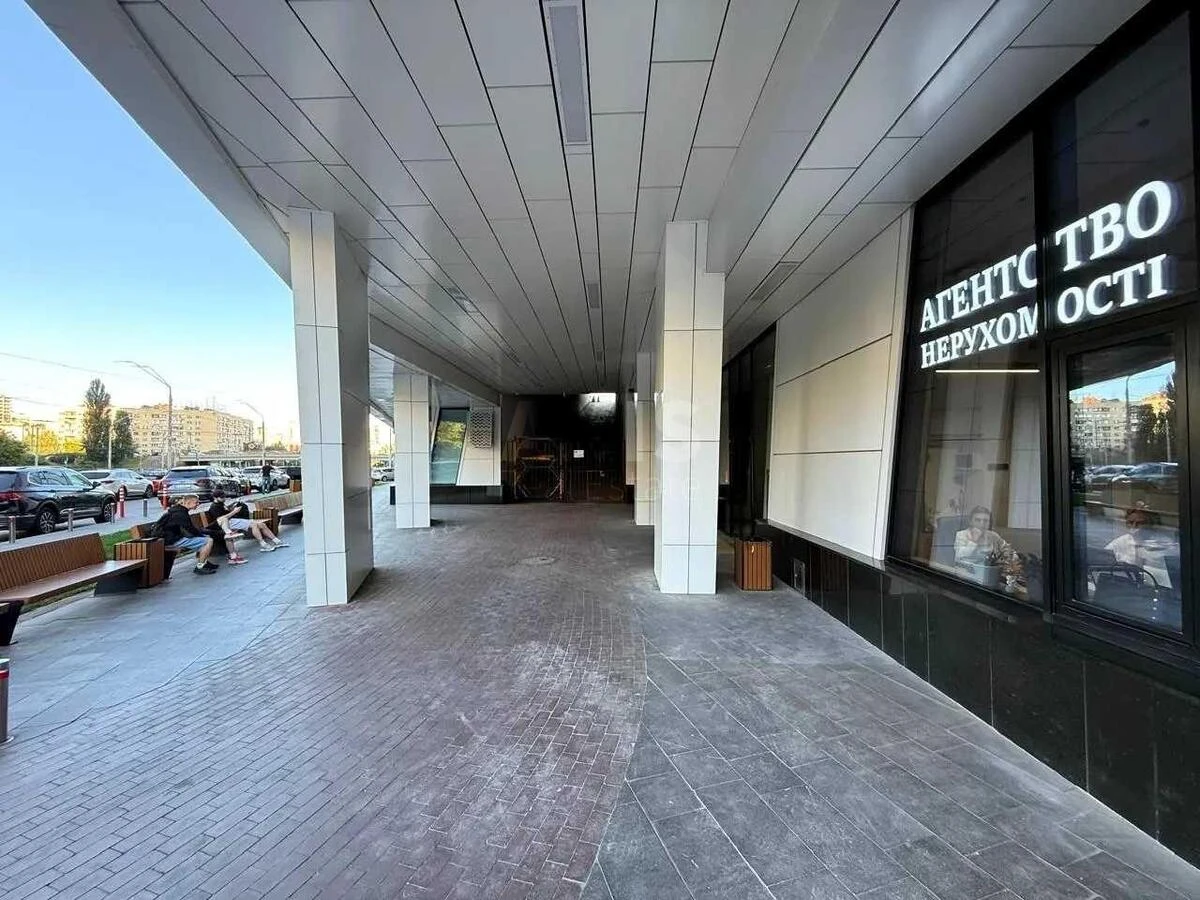 Office pr-t Berestejskij 11, 108m2657246