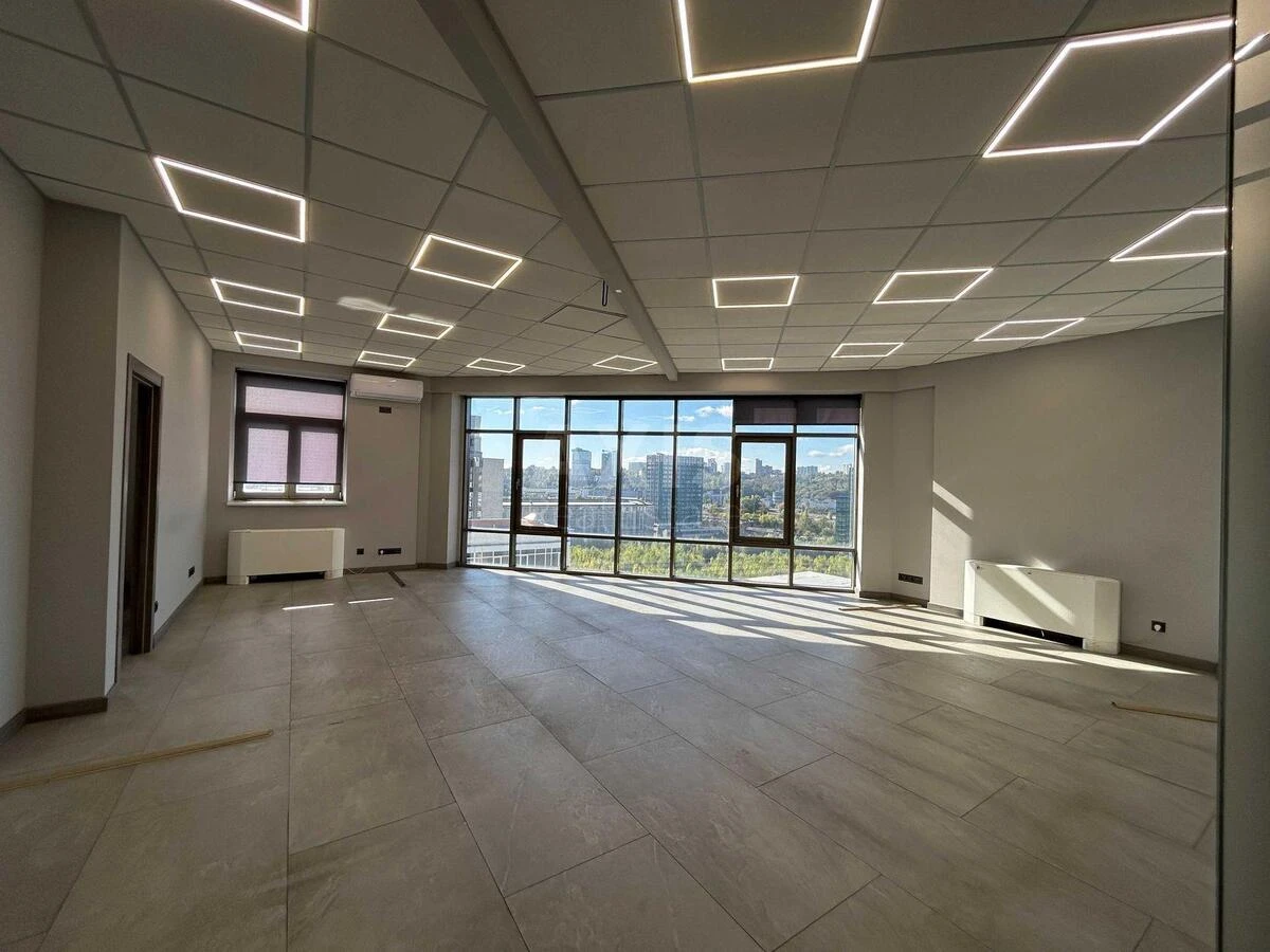Office vul. Velyka Vasyl'kivs'ka 72, 200m2673141