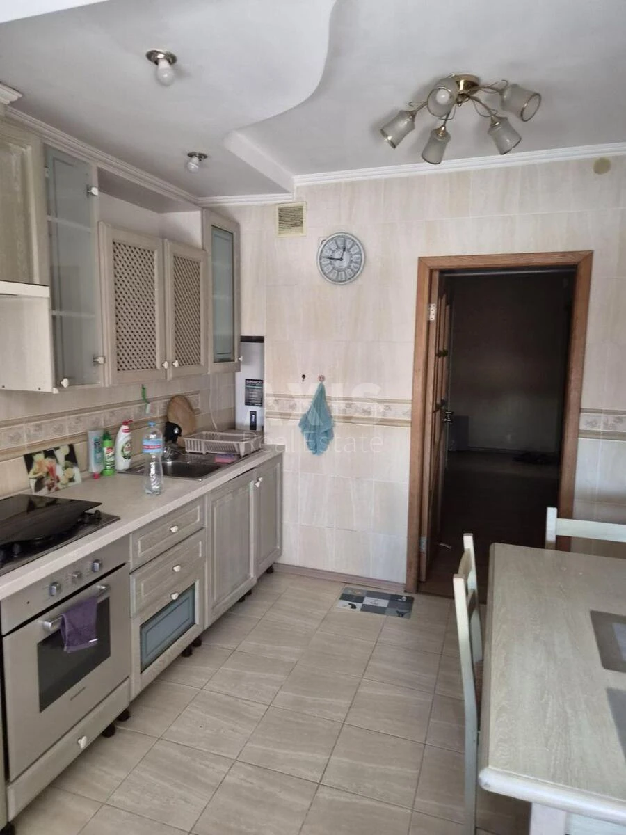 2k apartment pr-t Berestejskij 58719830