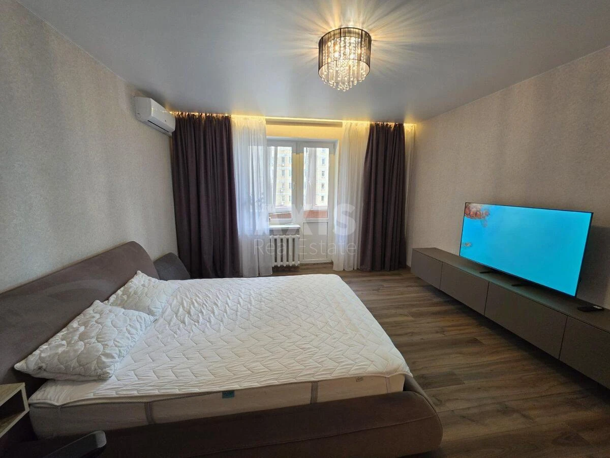 1k apartment vul. Mykil's'ko-Slobids'ka 2Б720113