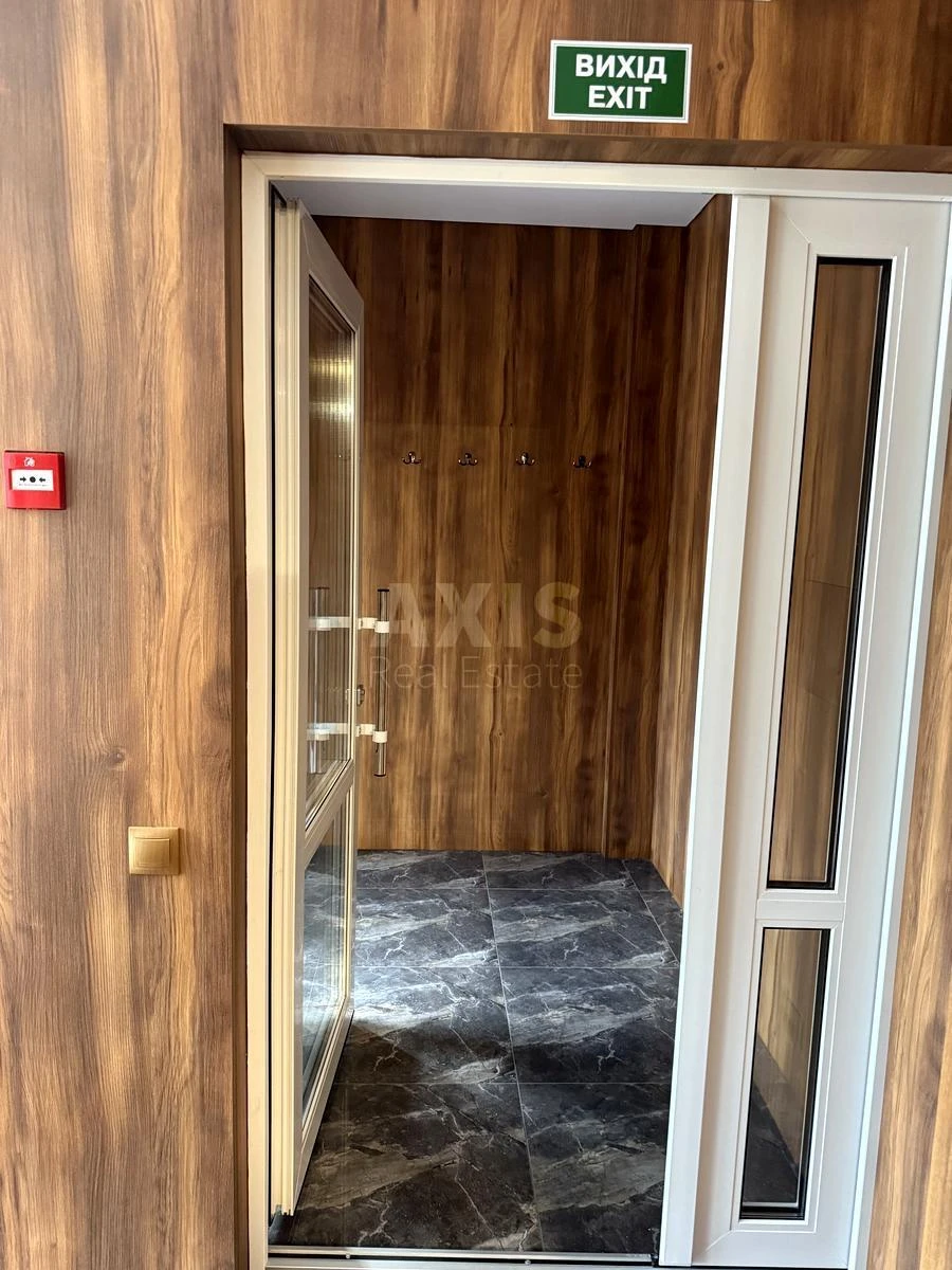 Office vul. Kustanajs'ka 13, 66m2600478