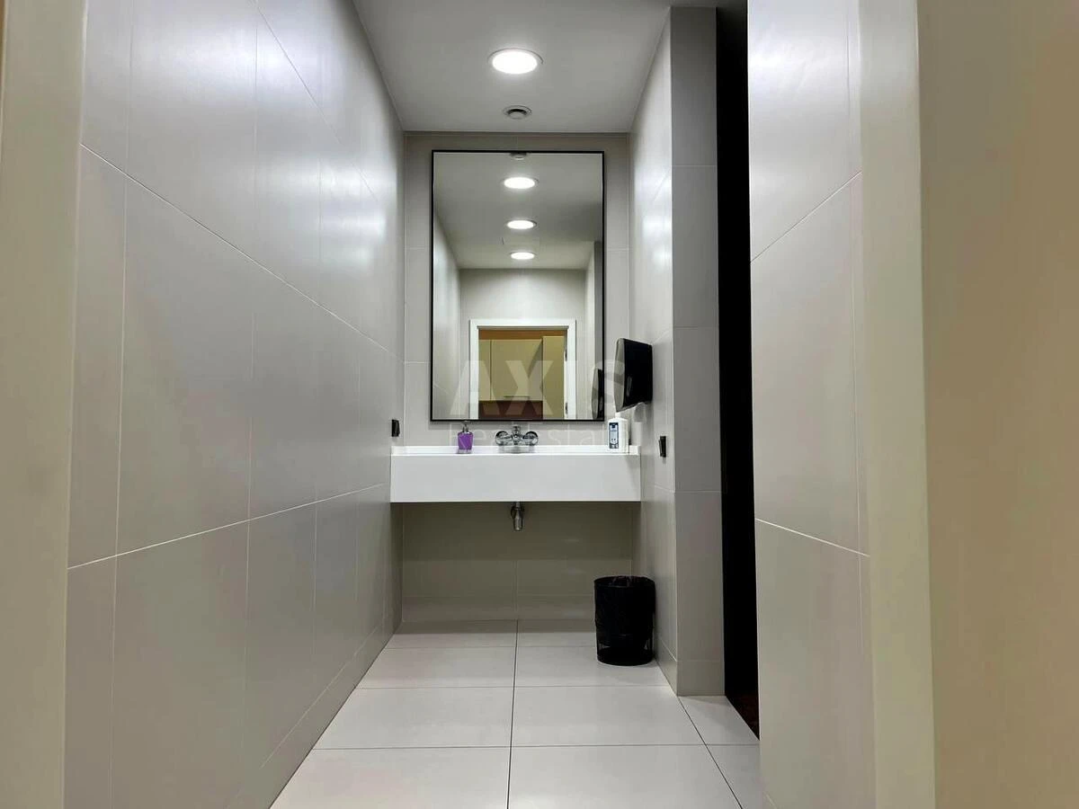 Office bul. Lepse Ivana 23, 1023m27049318