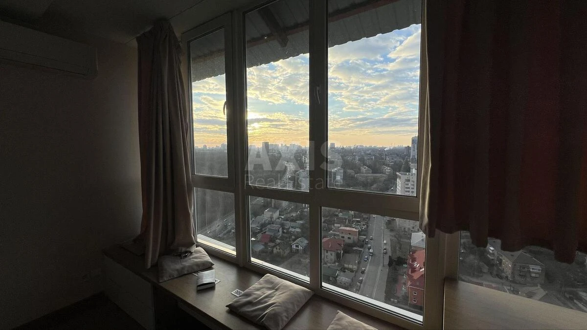 1k apartment vul. Petropavlivs'ka 40690374