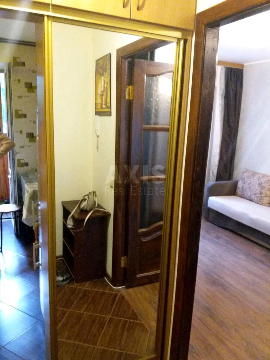 1к квартира ул. Голосеевская 5642437