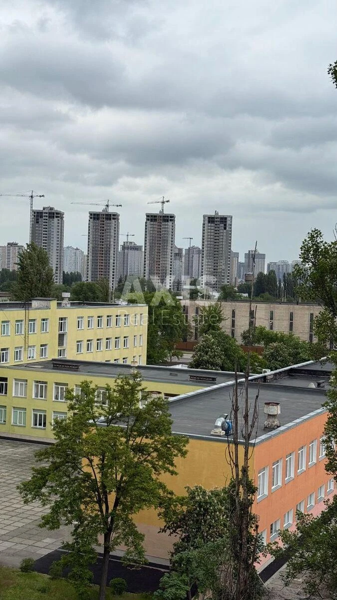 2k apartment nab. Dniprovs'ka 15498512