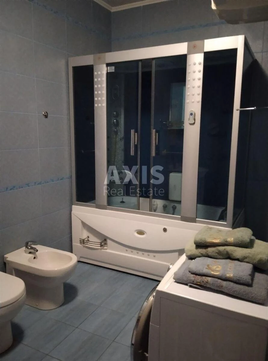 2k apartment vul. Mel'nykova 2638004