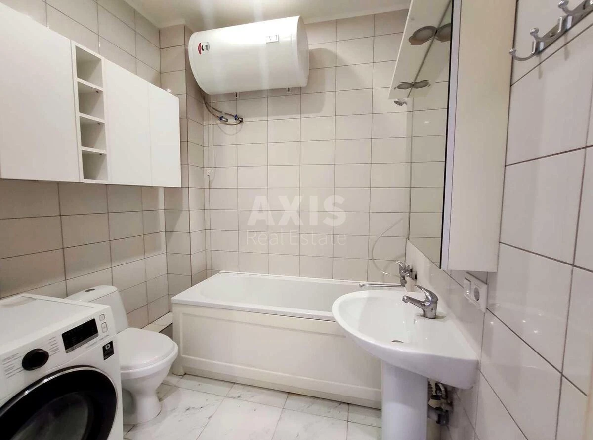 1k apartment vul. Svitlyc'kogo 357044114