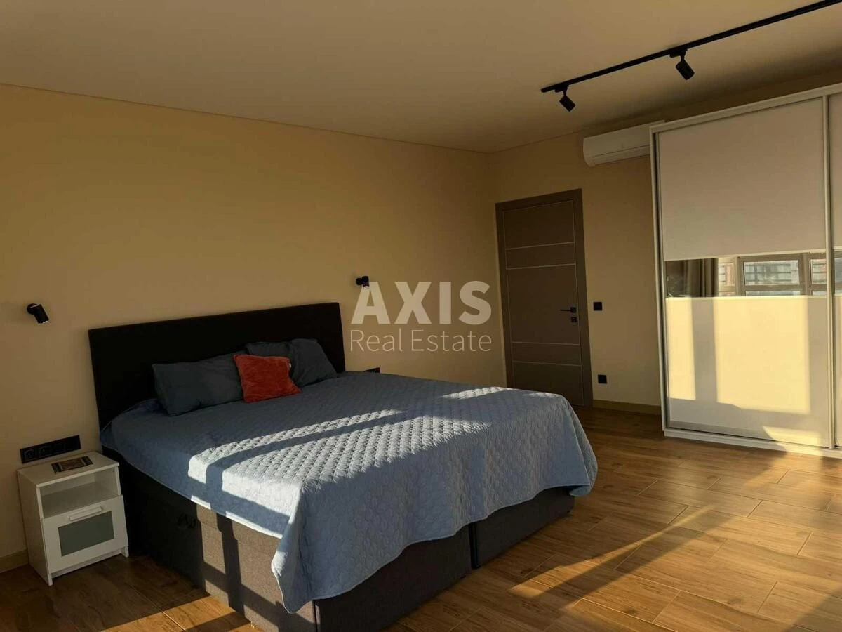 3к квартира ул. Бережанская 156339011