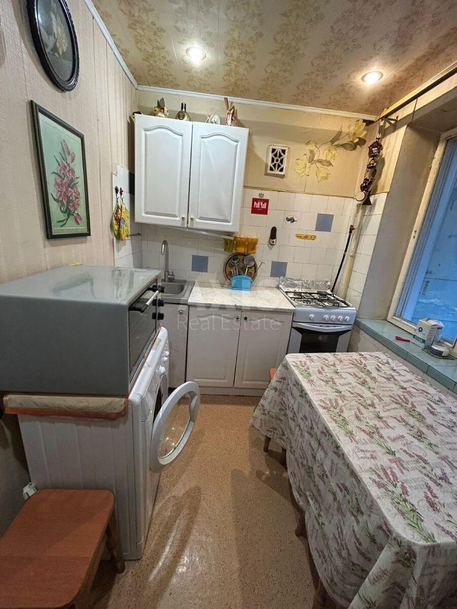 1k apartment vul. Lypkivs'kogo Vasylja Mytropolyta 1562358