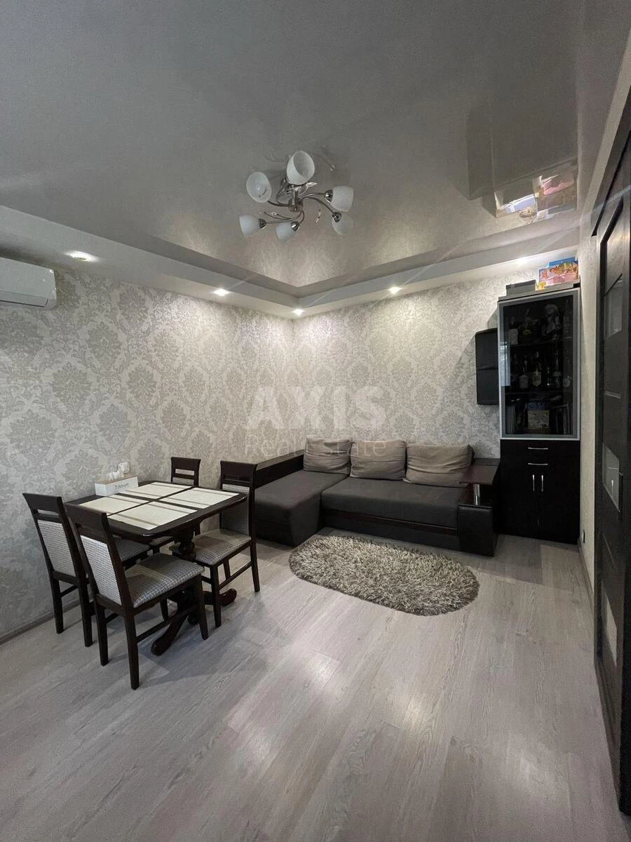 2k apartment vul. Mashynobudivna 24476000