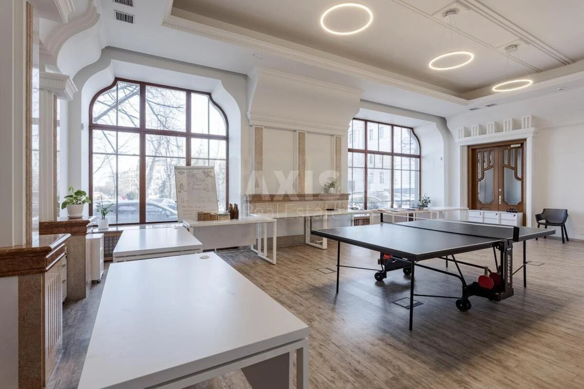 Офис пл. Контрактовая 10А, 2348м2617050