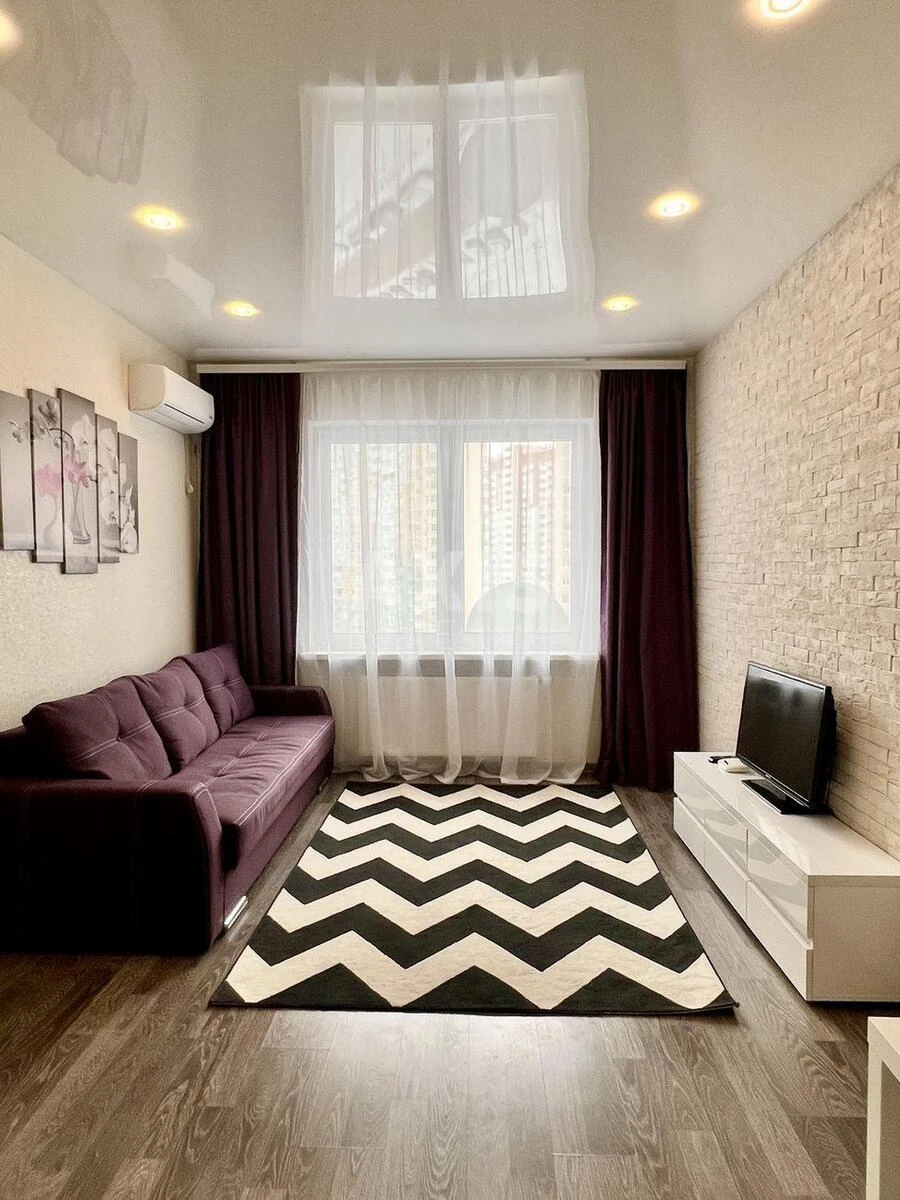 1k apartment vul. Rusovoi' Sofii' 648362