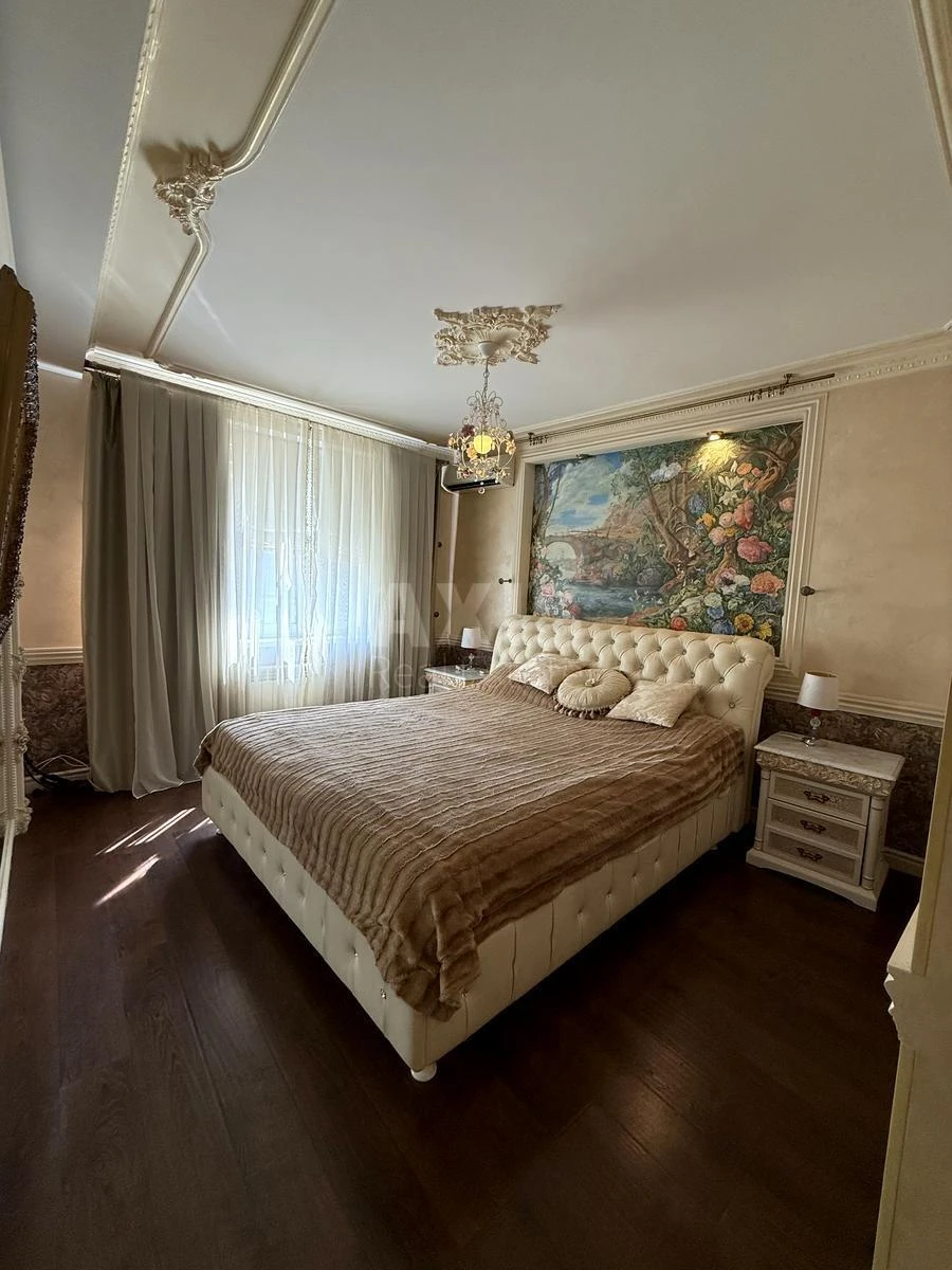 2k apartment nab. Dniprovs'ka 19В6652211