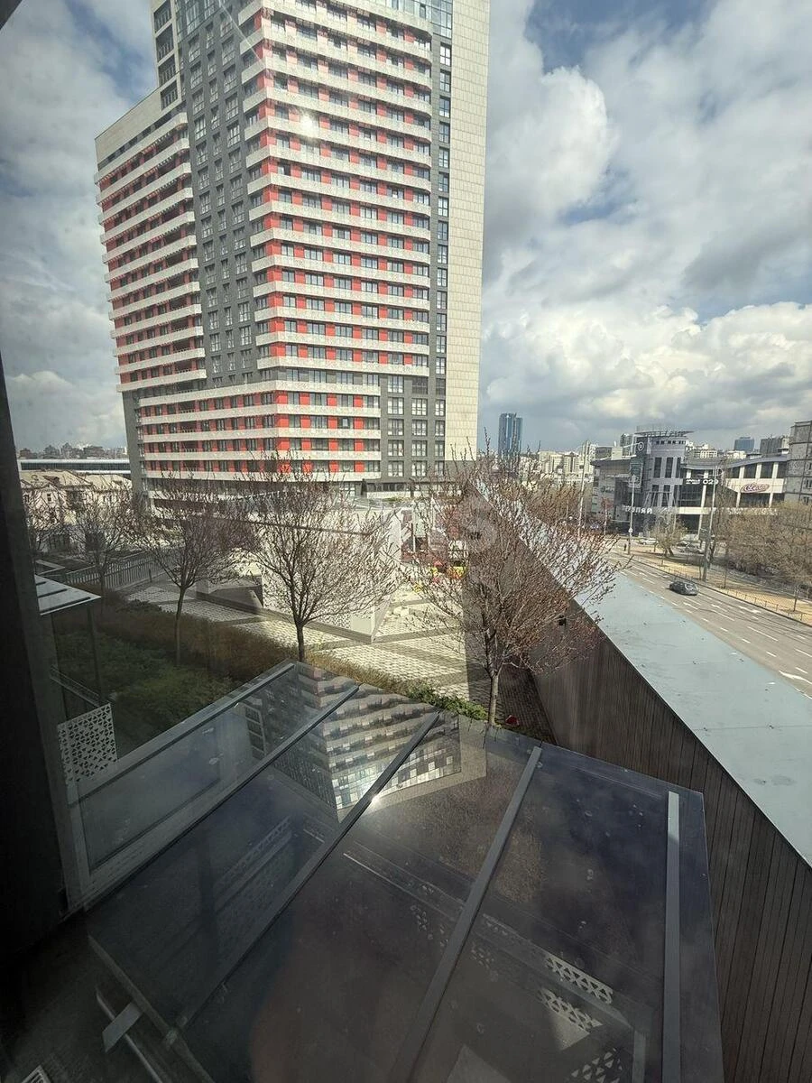 4k apartment vul. Lypkivs'kogo Vasylja Mytropolyta 16А712378