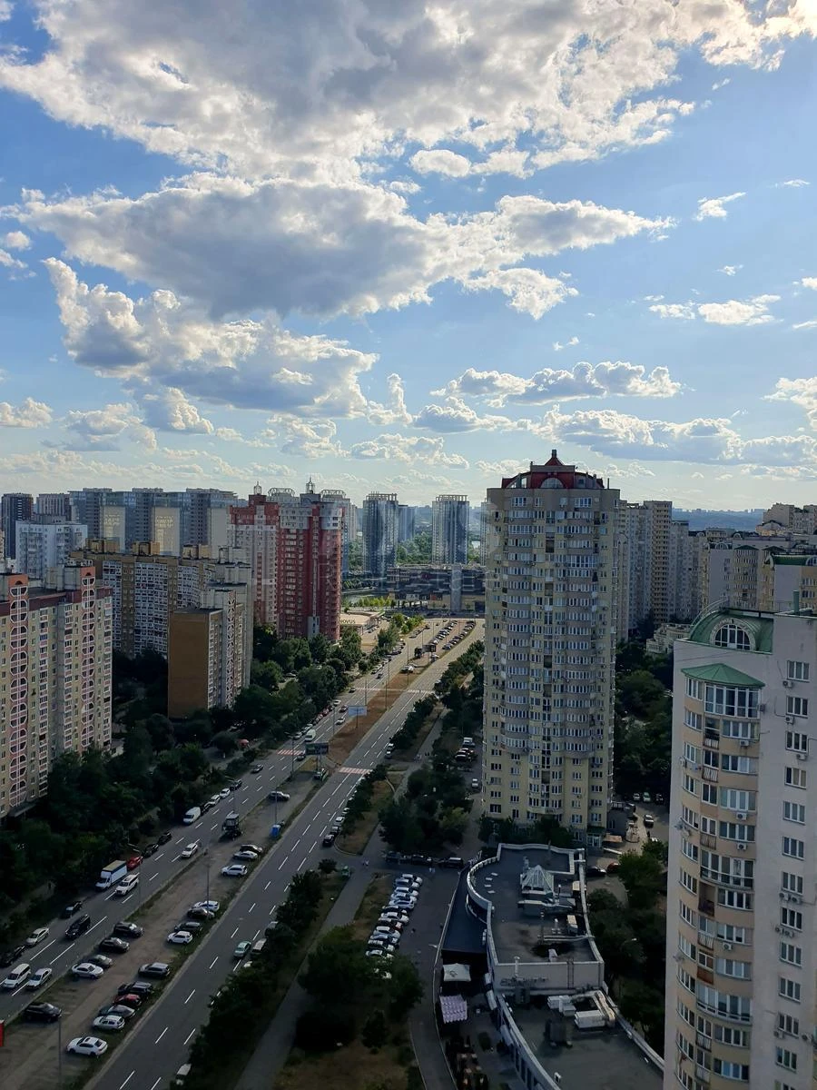 2k apartment vul. Ahmatovoi' Anny 32/186555717