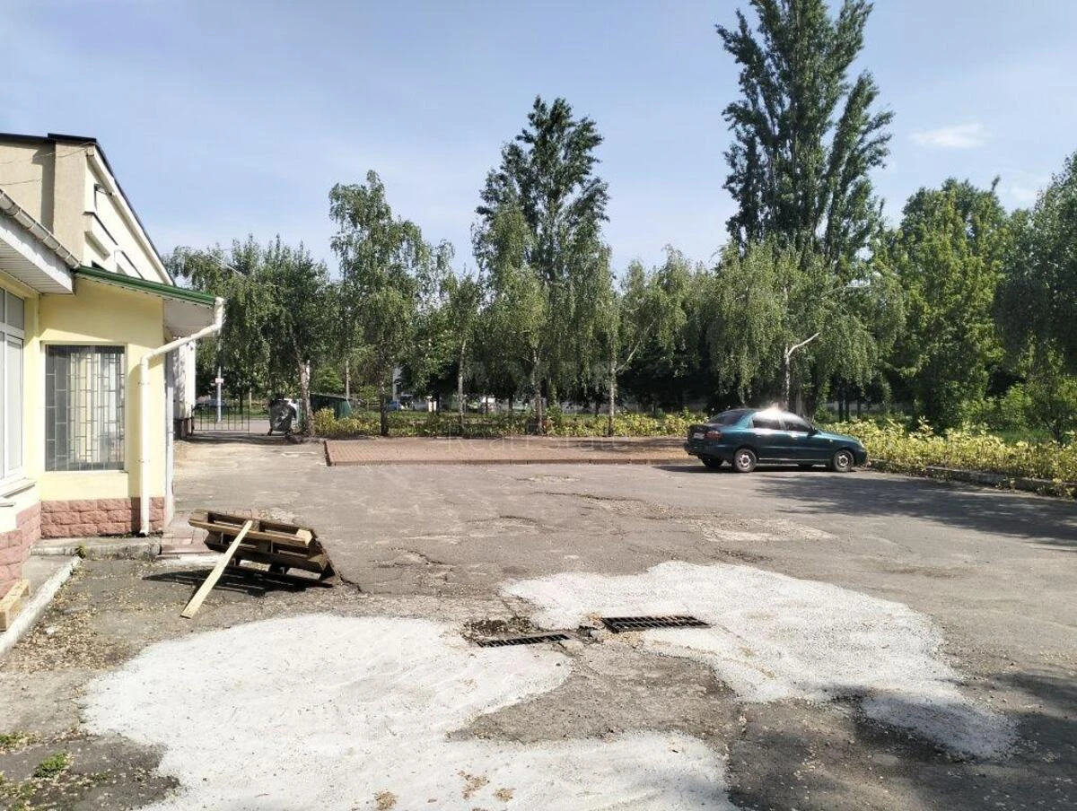 Объект торговли ул. Григоровича-Барского 5, 79м2685334