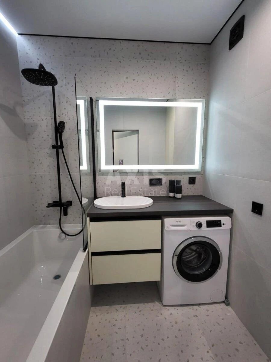 1k apartment vul. Rodyny Kristeriv 16655903