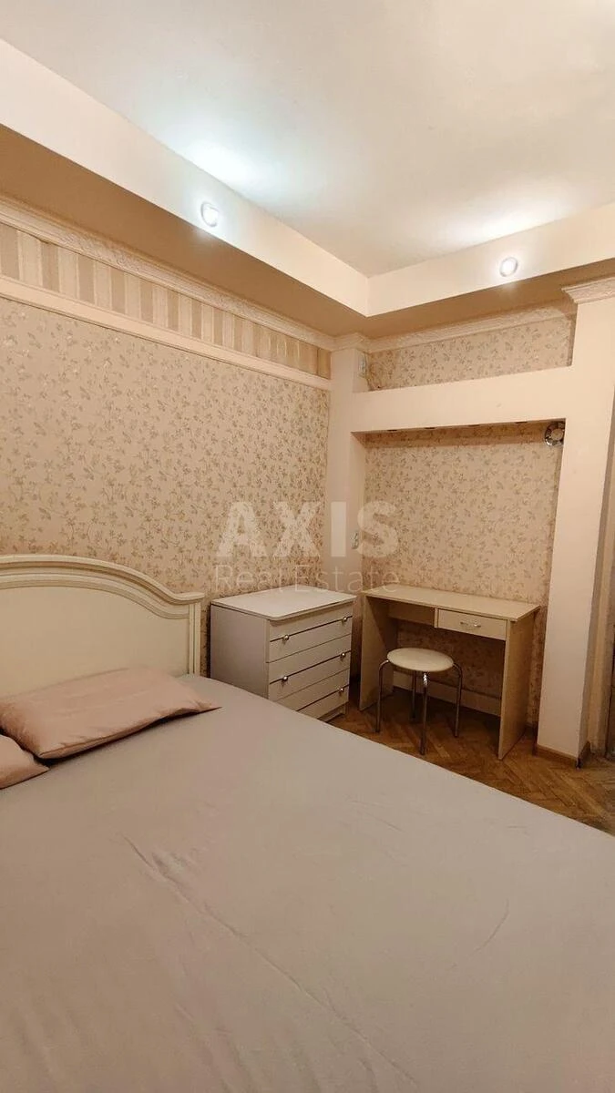 2к квартира пр-т Голосеевский 82672906