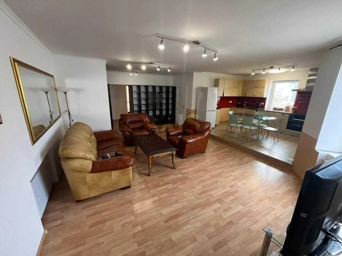 4k apartment vul. Rustaveli Shota 20Б674596