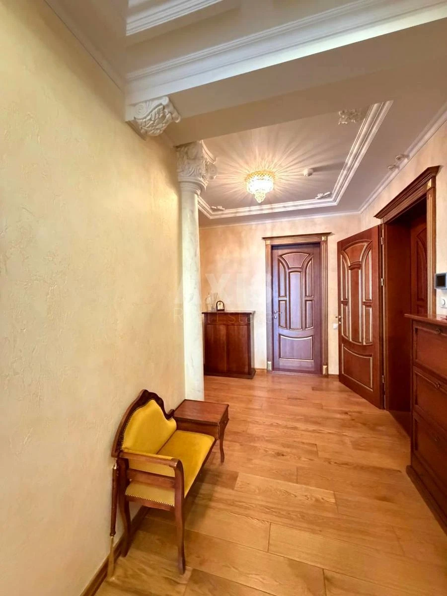 4k apartment vul. Ol'gyns'ka 66772110