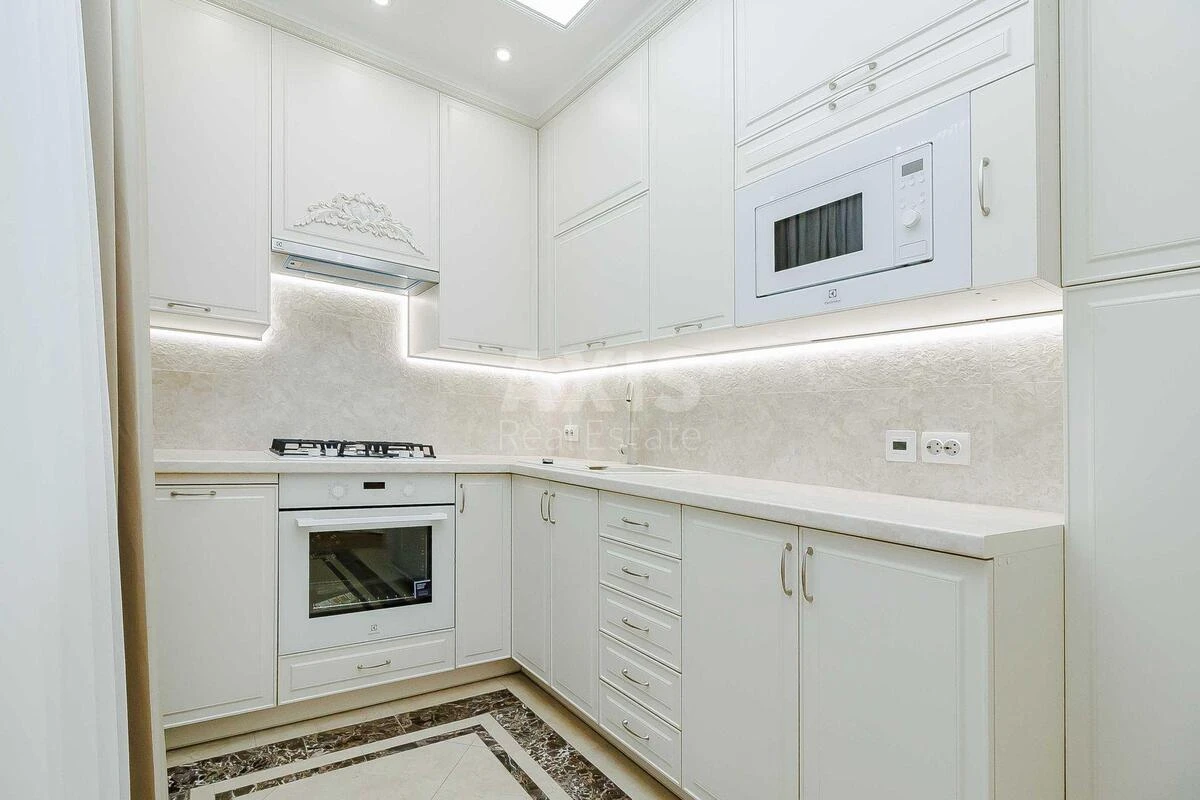 1k apartment pr-t Berestejskij 7Б61164