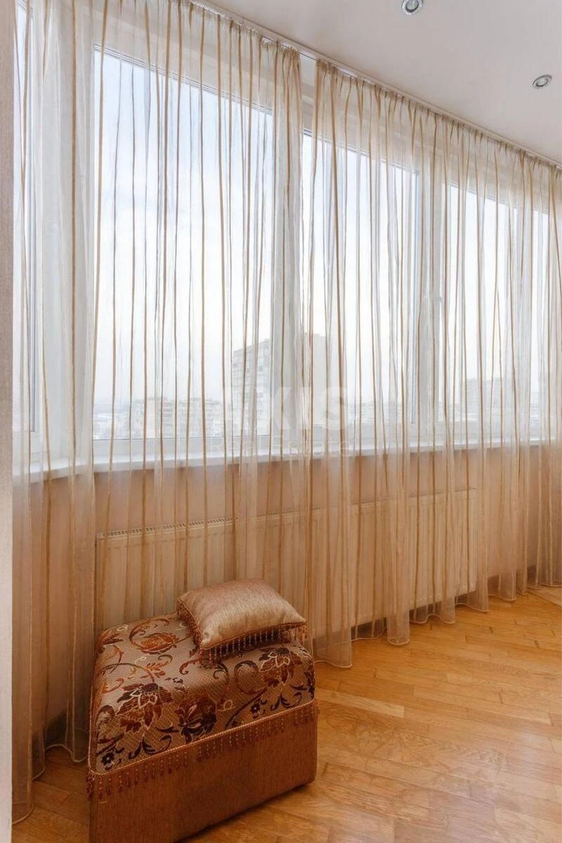 3k apartment vul. Bogatyrs'ka 18А6677012