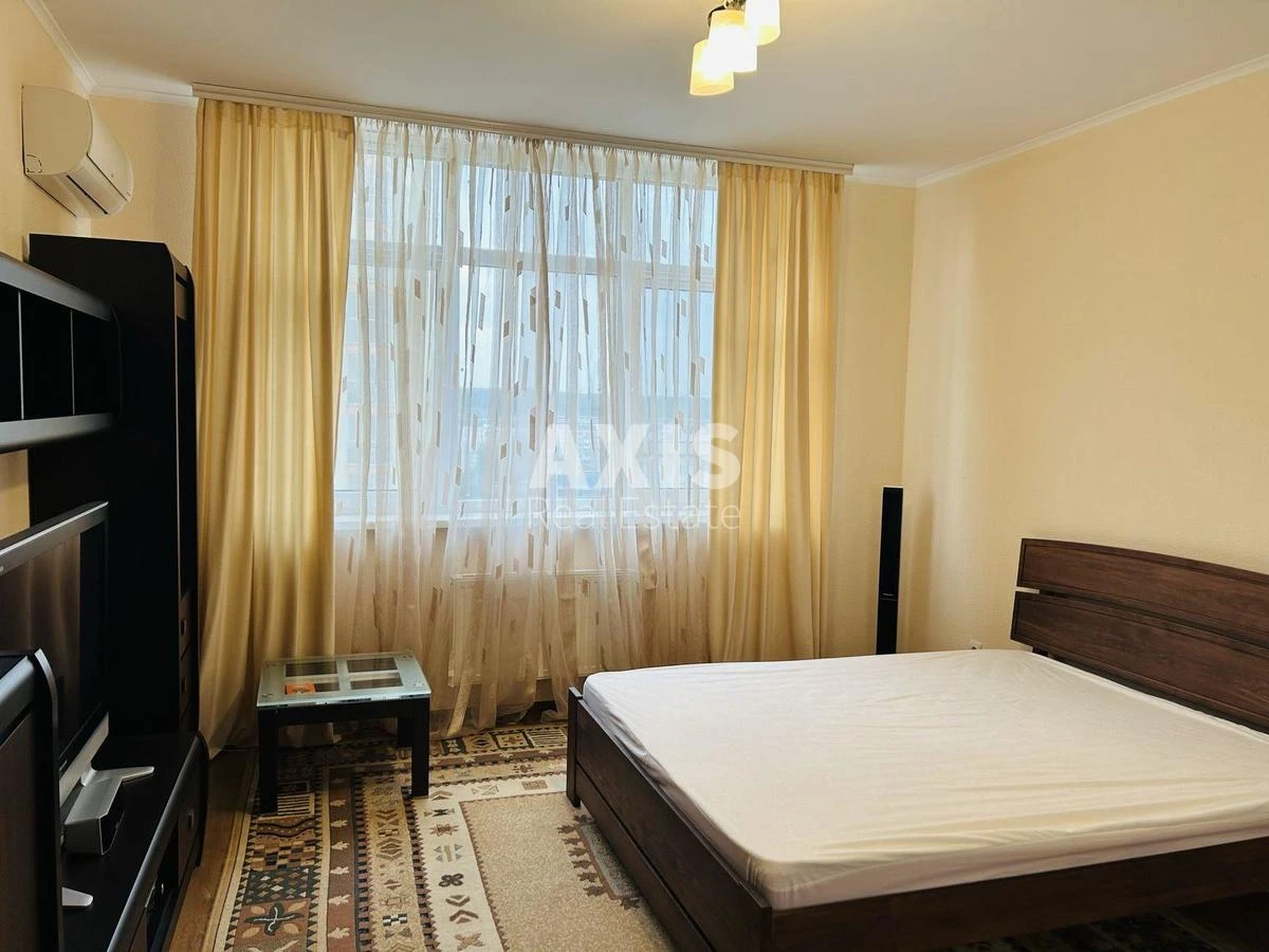 1к квартира ул. Семьи Кульженков 33406552