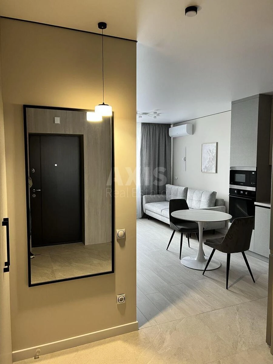 1k apartment vul. Oleksandra Olesja 9А713728
